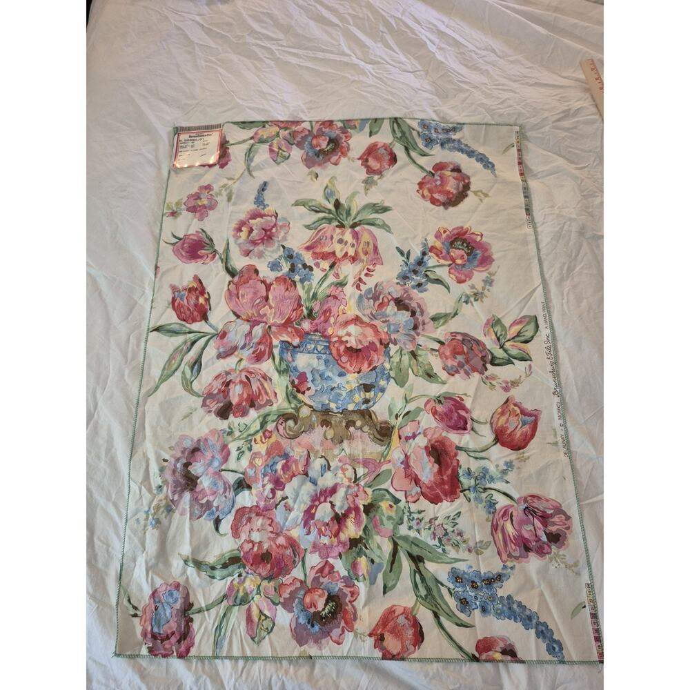 💥 Vtg Brunschwig & Fils Fabric Sample Delaunay Glazed Chintz Floral 36X 27 Rare